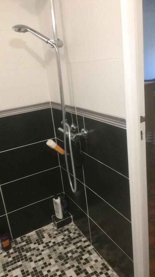 Maison Marylene Possibilite De Louer 2 Chambres Et Un Lit 1Place Supplementaire Ici C'Est Calme Et Simple Entretien Et Petit Dejeuner A Regler Sur Place Vous Gagnez 16 Pour-Cent Givry  Exterior foto
